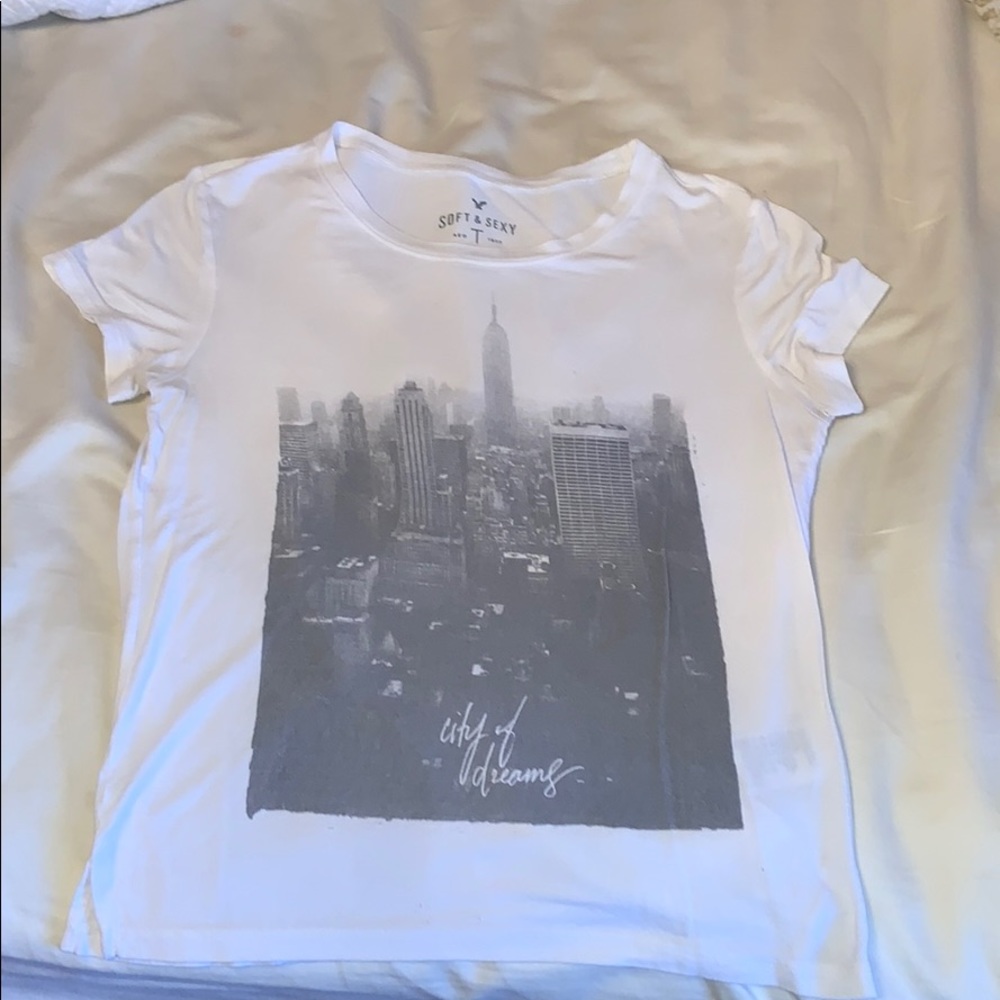 Woman’s white American eagle t shirt size S